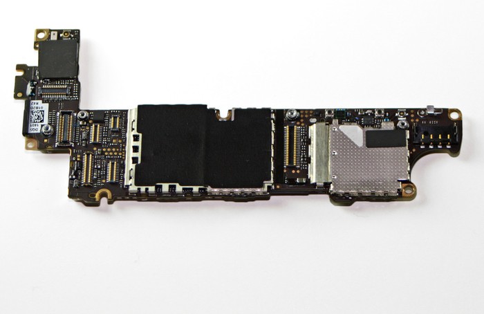 Bảng mạch (Logic Board) của iPhone 4S